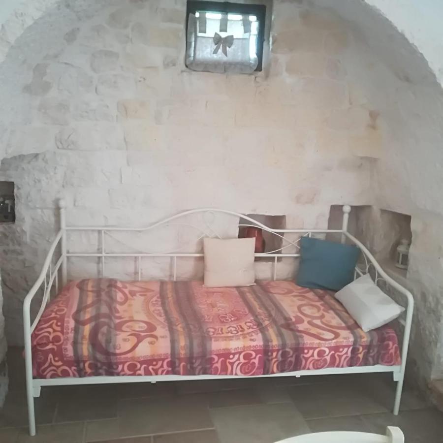 הוילה לוקורוטונדו Trulli Manuela מראה חיצוני תמונה